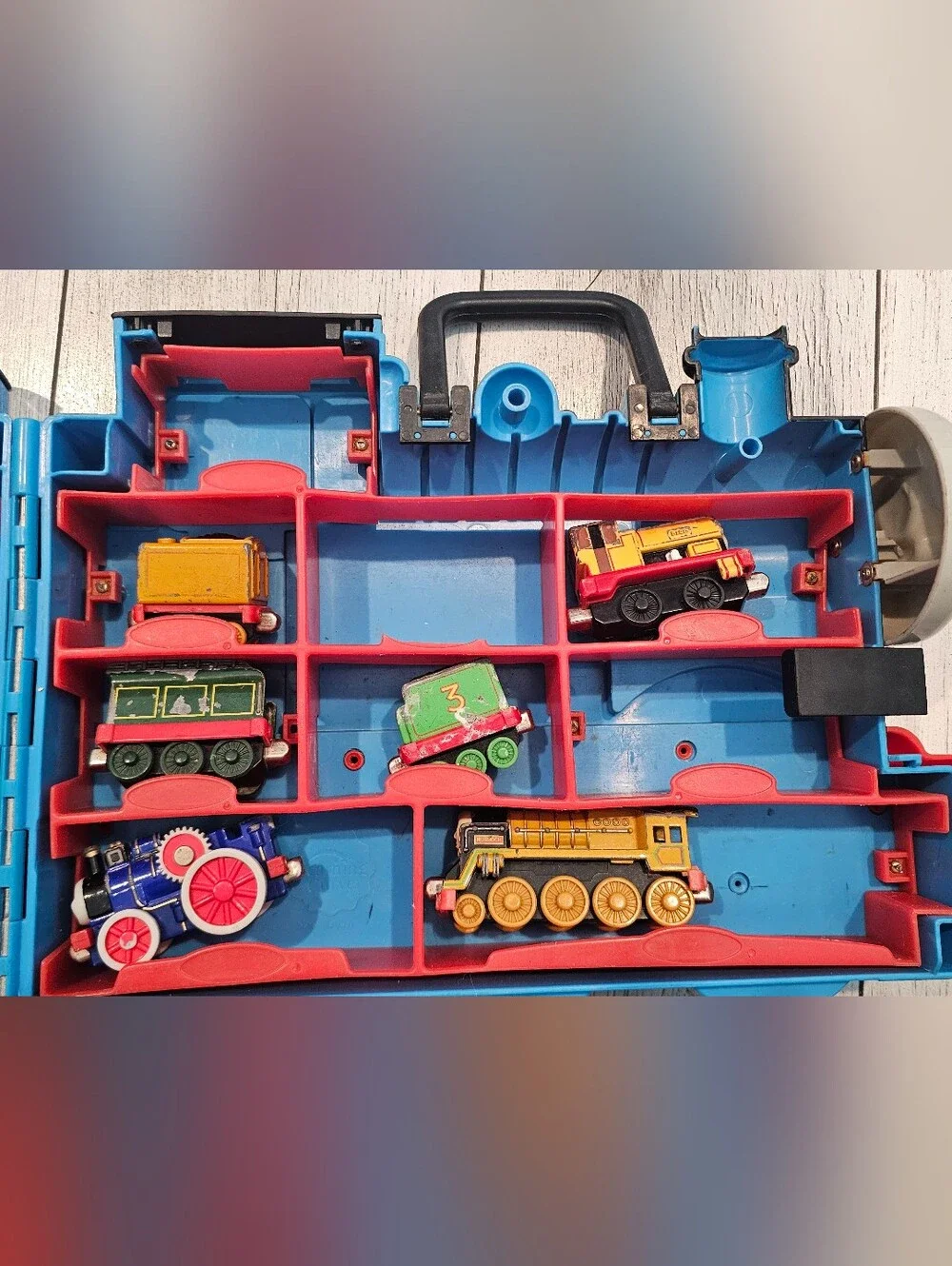 Thomas The Train Case With Magnet Cars